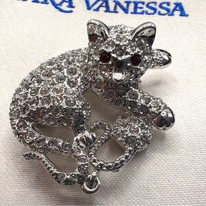 Tara Vanessa Rhinestone Cat with Mouse Pin Brooch
